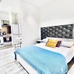 Harrow Apartments